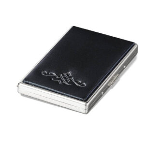 Pravougaoni kožni futrol za vizitkarte sa srebrnim okvirom i ukrasnim motivima