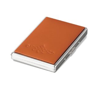 Srebrna kutijica sa smeđim kožnim poklopcem i dekorativnim utiskom