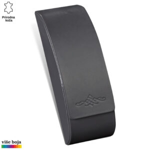 Crna kožna površina sa ukrasnim šavovima