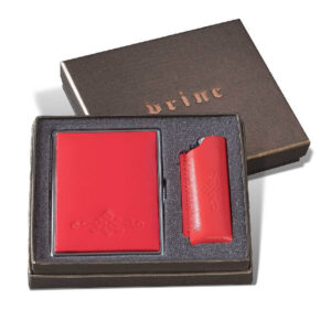 Crveni kožni set Princ Leather u elegantnoj crnoj kutiji sa logotipom.