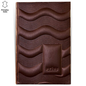 Kožna futrola sa talasastim uzorkom i logoom "Princ Leather" u donjem desnom uglu