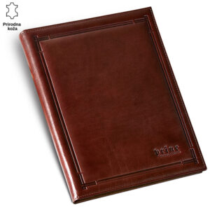 Braon kožna prezentaciona fascikla sa logom Princ Leather u donjem desnom uglu.