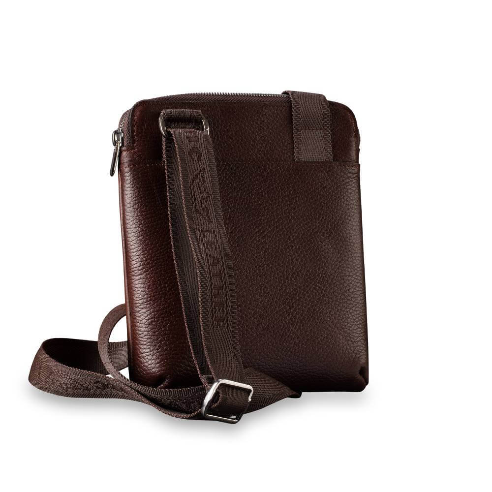 muska-kozna-torbica-5 Muska kozna torbica district princ leather, u crnoj boji otpozadi